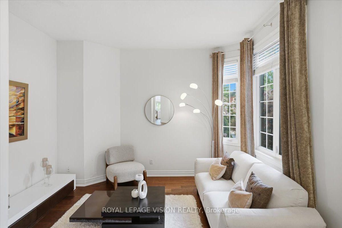 106 Copley Street • Pickering, ON photo 10