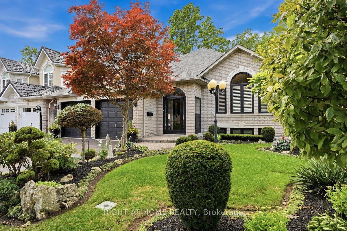 22 Romac Drive • Toronto, ON photo 1