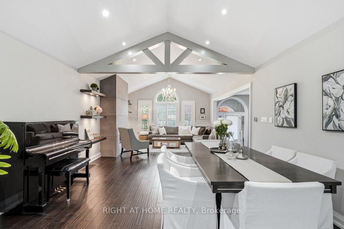 22 Romac Drive • Toronto, ON photo 14