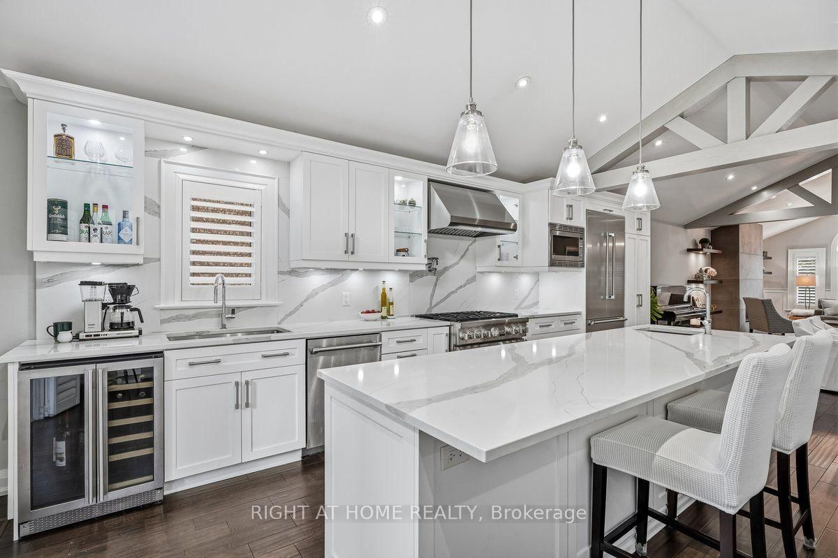 22 Romac Drive • Toronto, ON photo 18