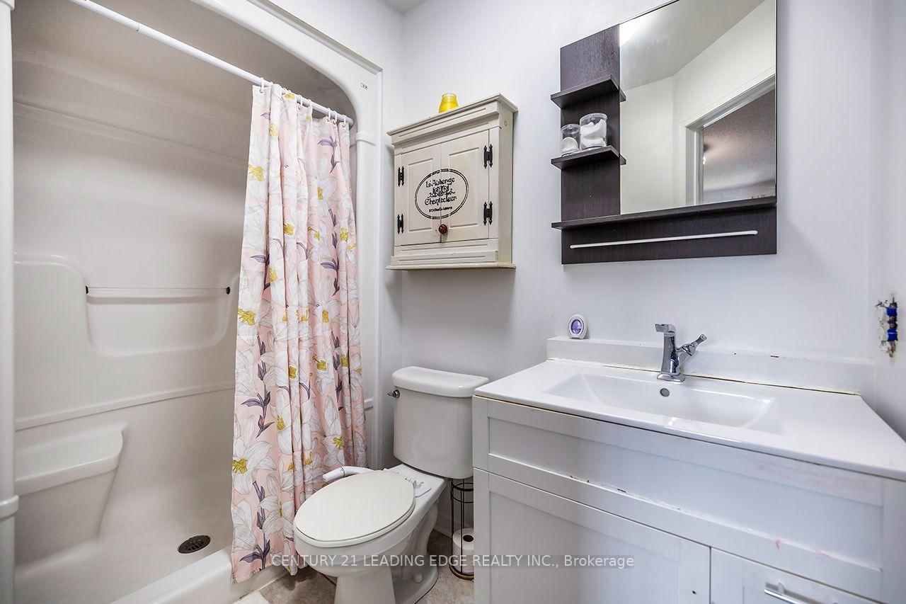 14 GUILDWOOD Drive • Clarington, ON photo 13