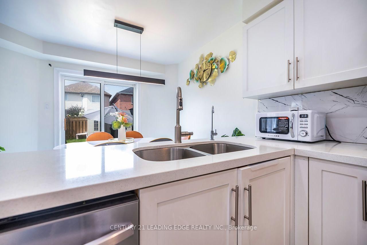 14 GUILDWOOD Drive • Clarington, ON photo 25