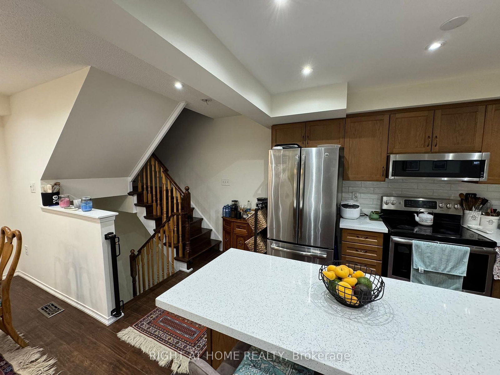 23 Linnell Ajax,ON L1Z 0K9 — Photo 6
