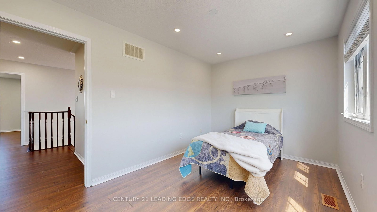 784 Ormond Drive • Oshawa, ON photo 33