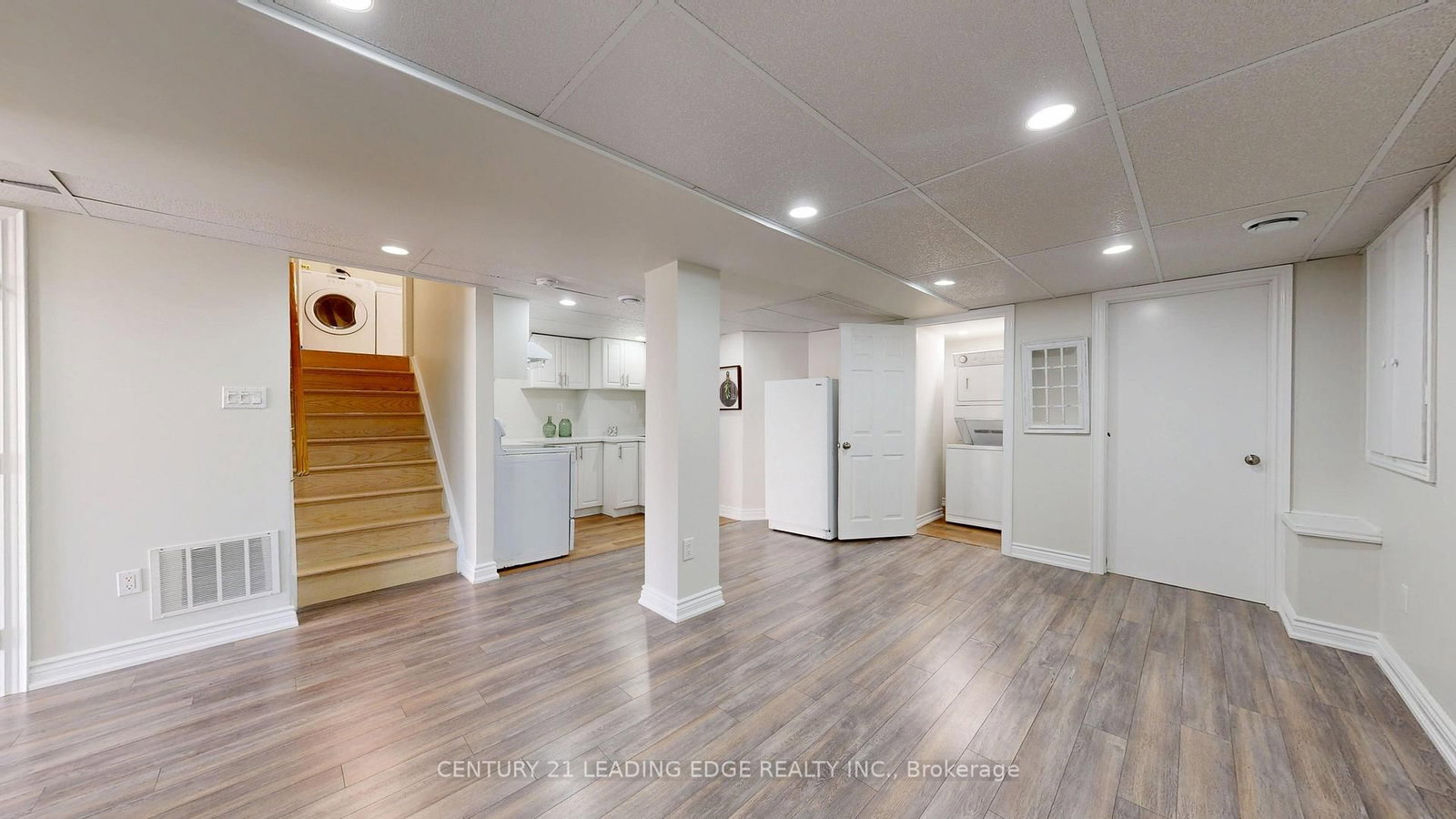 784 Ormond Drive • Oshawa, ON photo 42