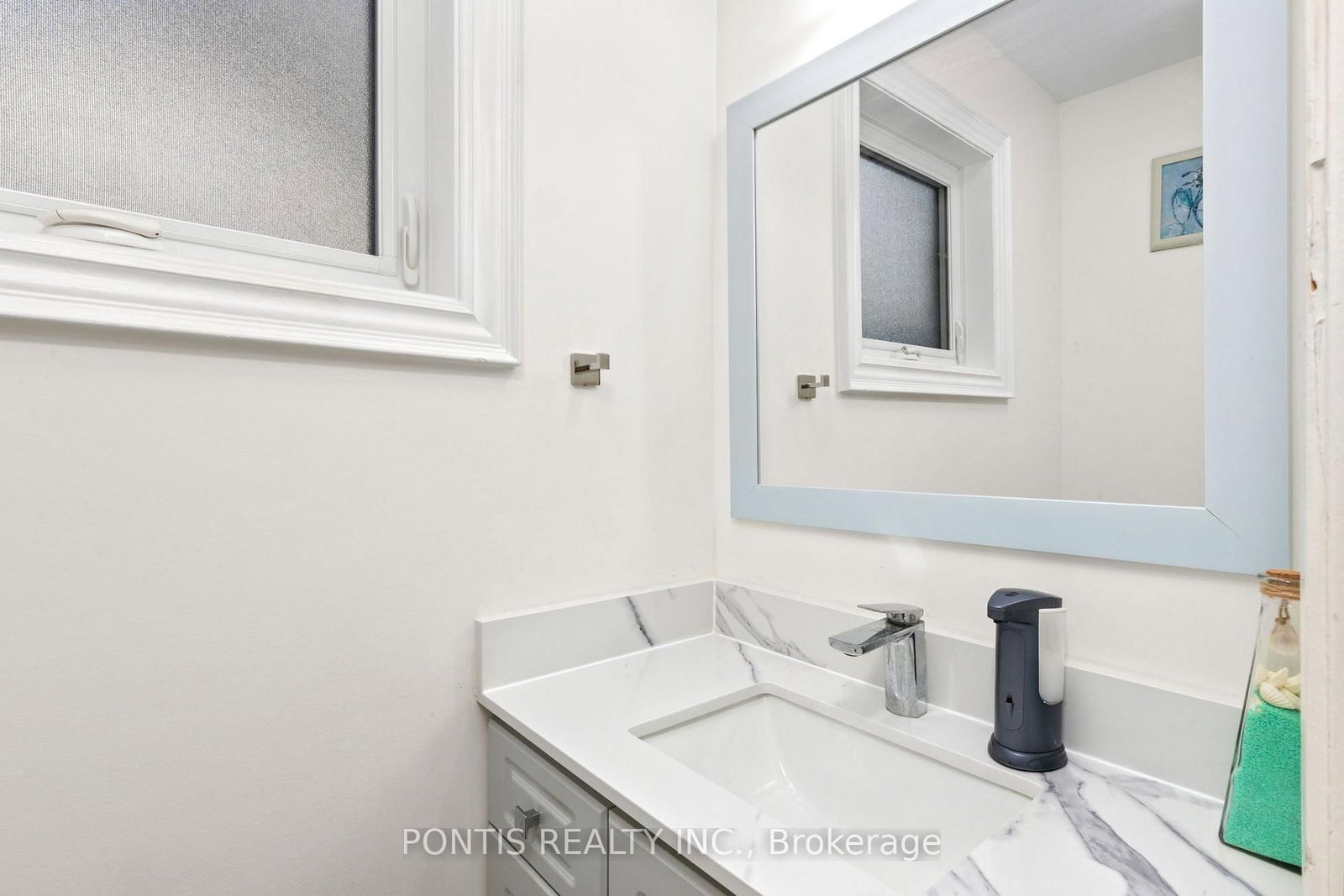 756 Cobblers Court • Pickering, ON photo 17