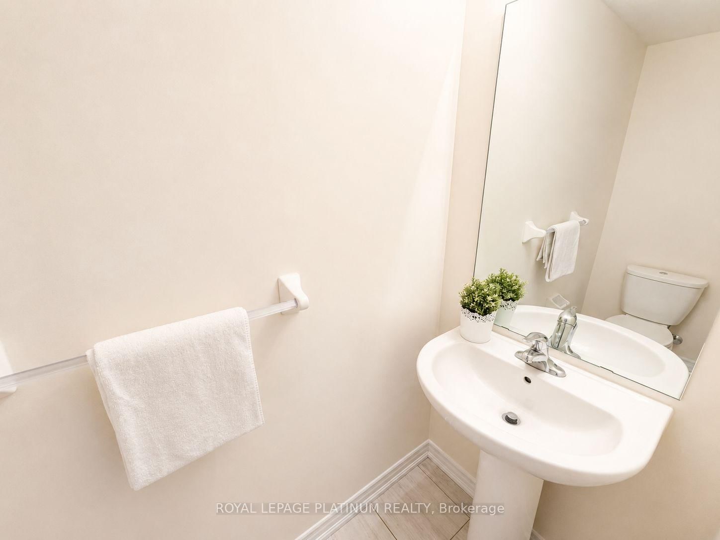 444 Salem Road S • Ajax, ON photo 14