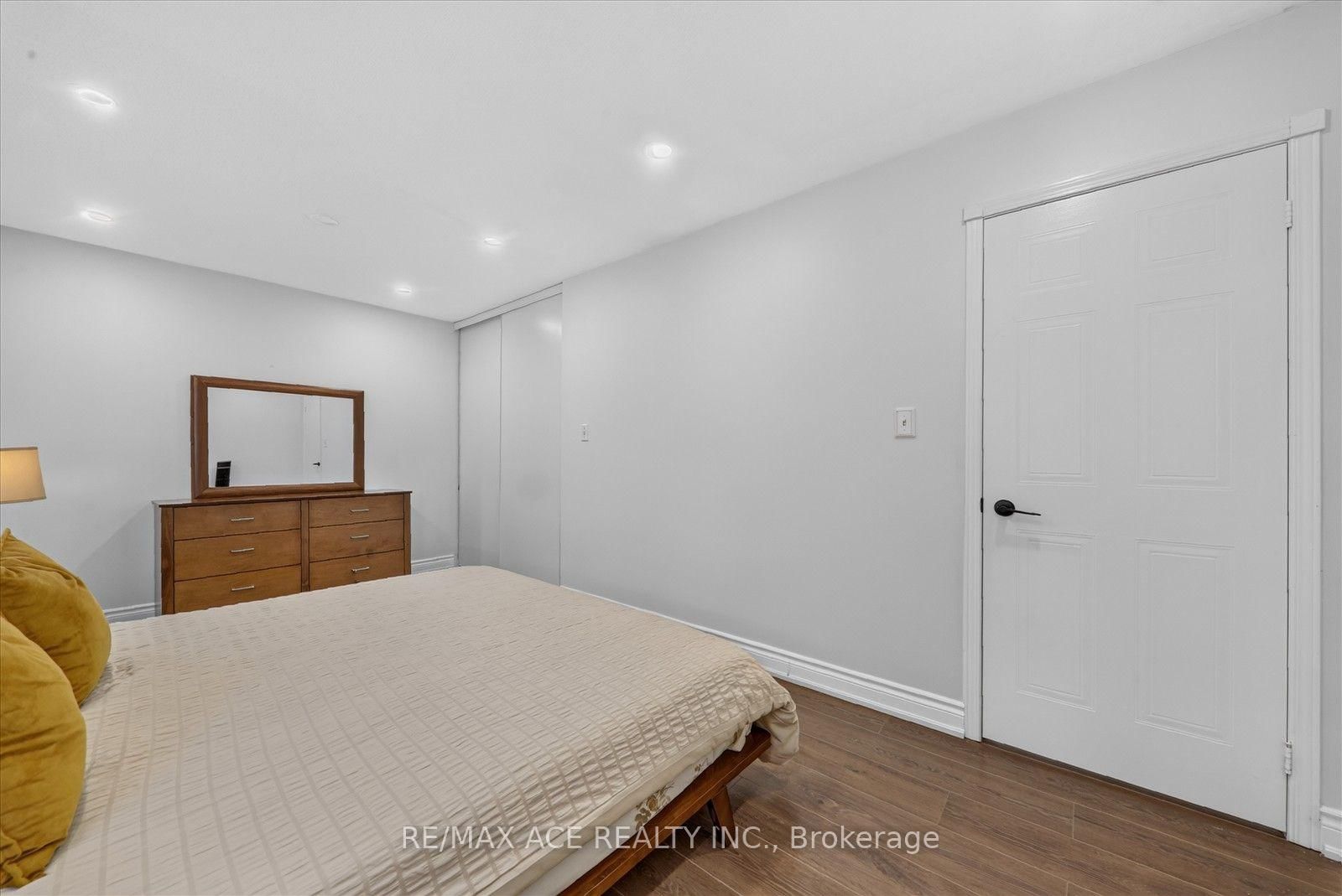 86 Solmar Avenue • Whitby, ON photo 29