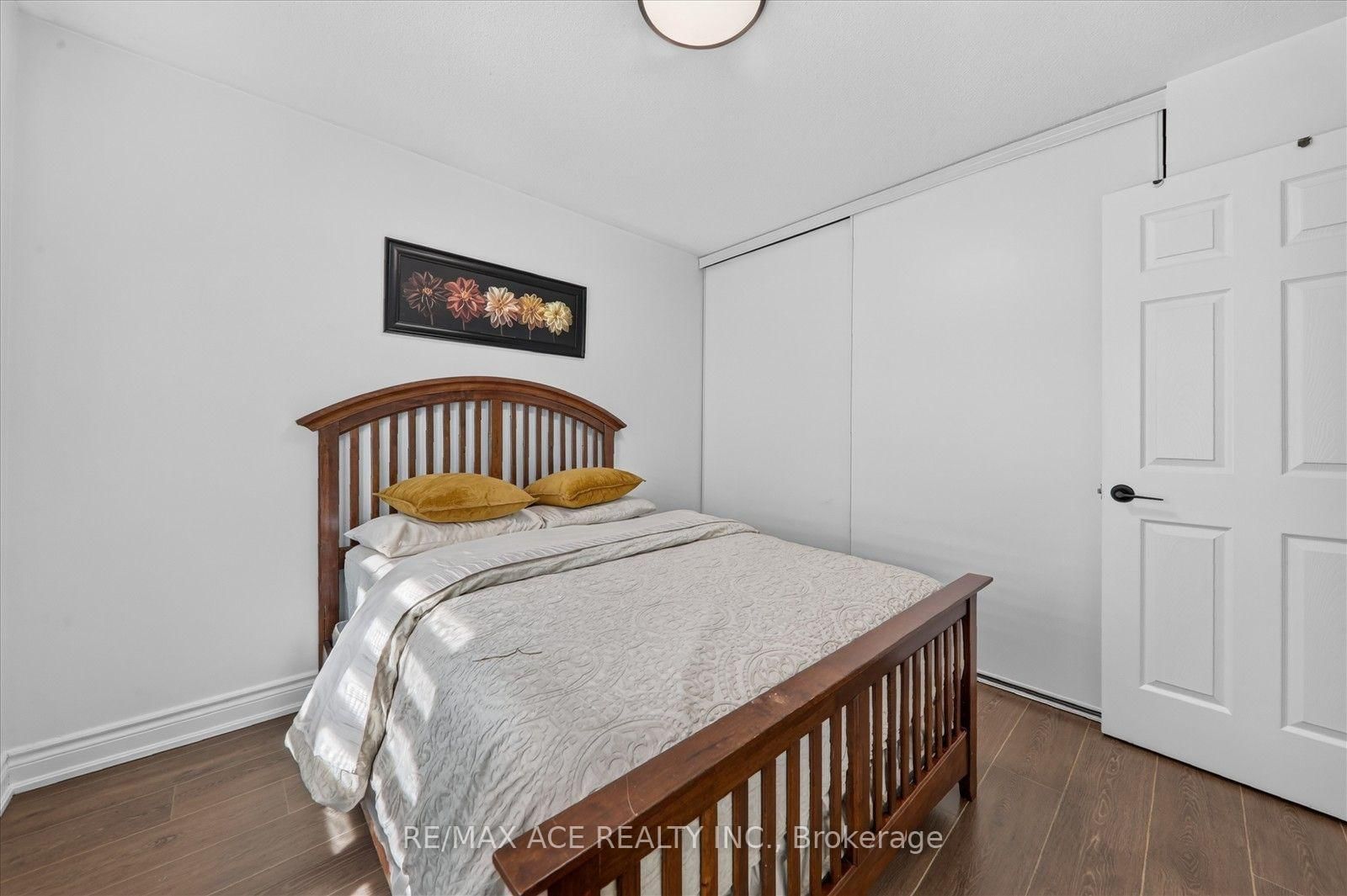 86 Solmar Avenue • Whitby, ON photo 33