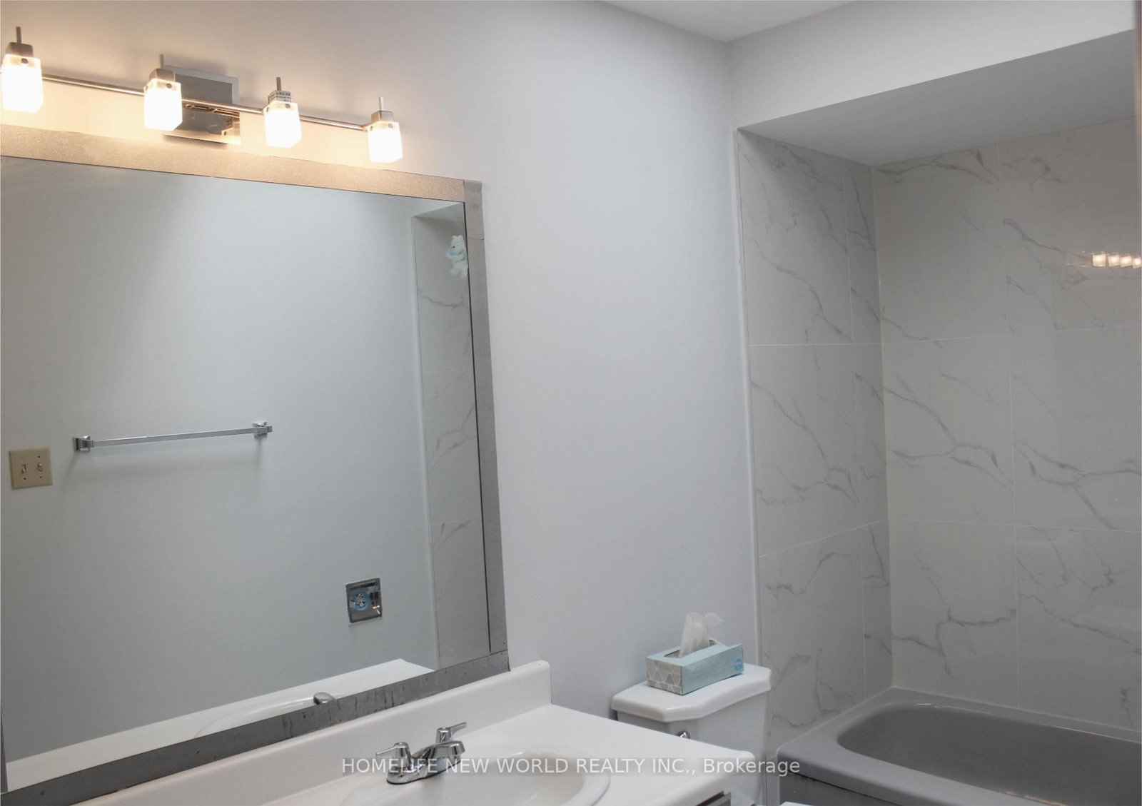 328 Port Royal Trail • Toronto, ON photo 19