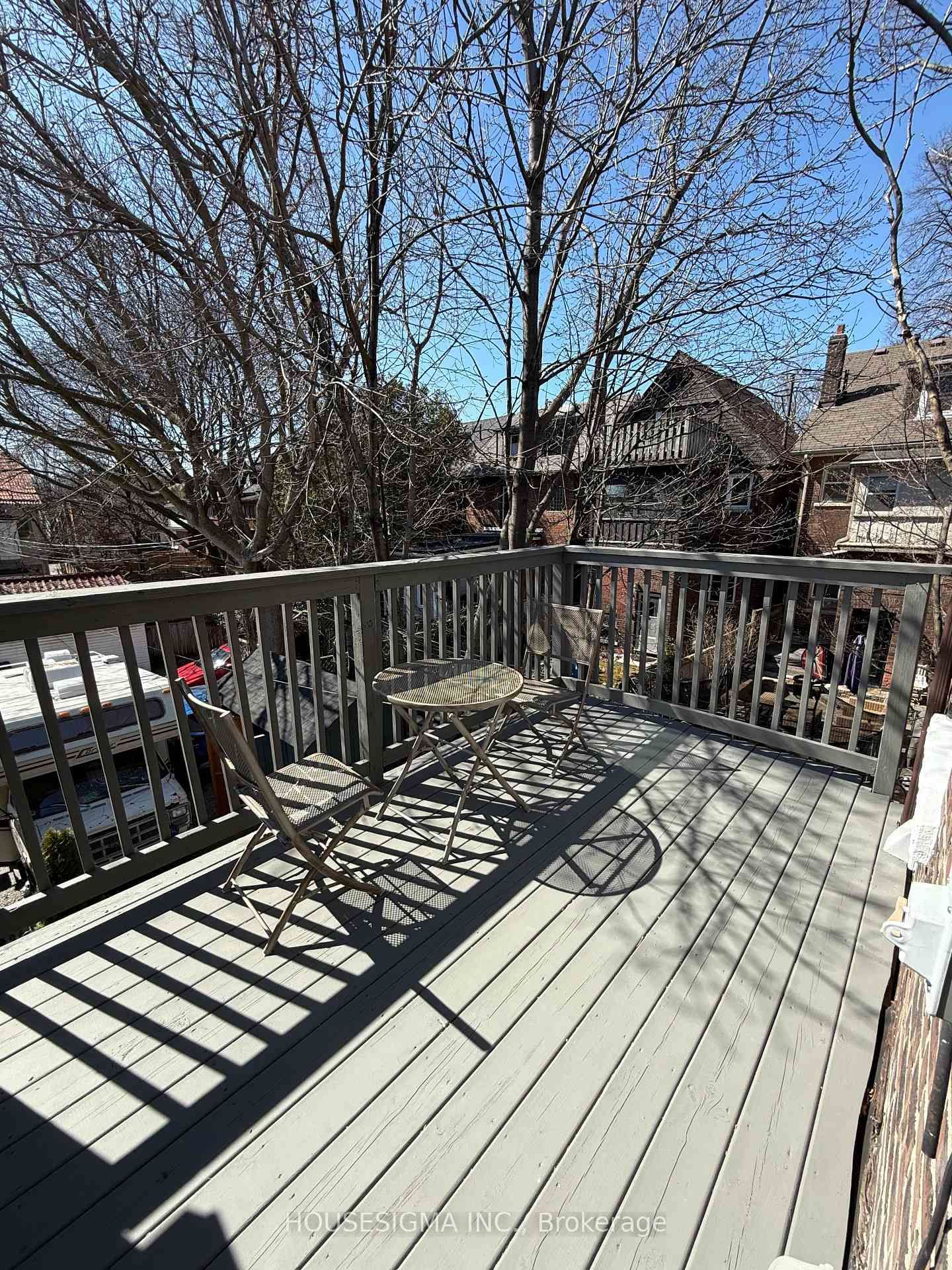 256 Woodbine Avenue • Toronto, ON photo 13