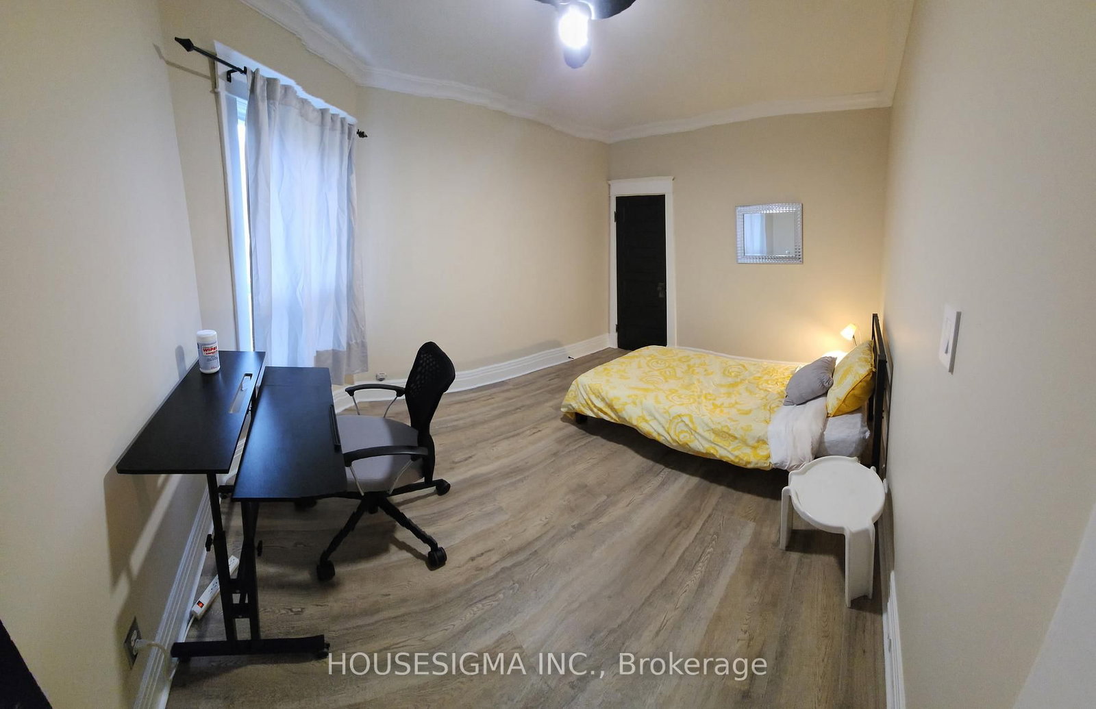 256 Woodbine Avenue • Toronto, ON photo 19