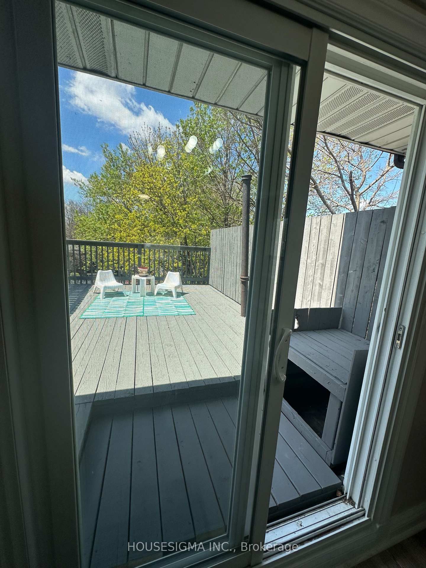 256 Woodbine Avenue • Toronto, ON photo 24
