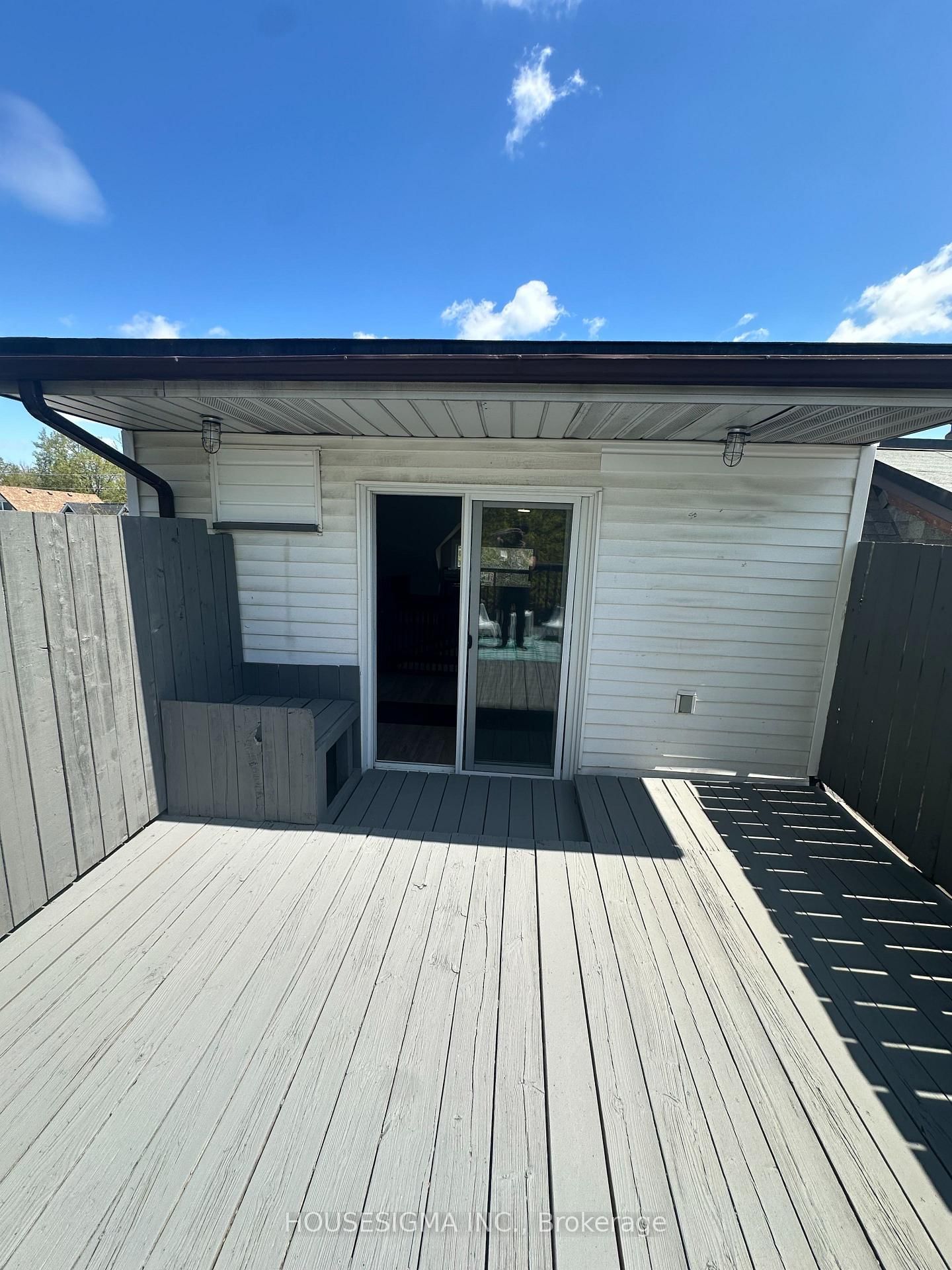 256 Woodbine Avenue • Toronto, ON photo 25