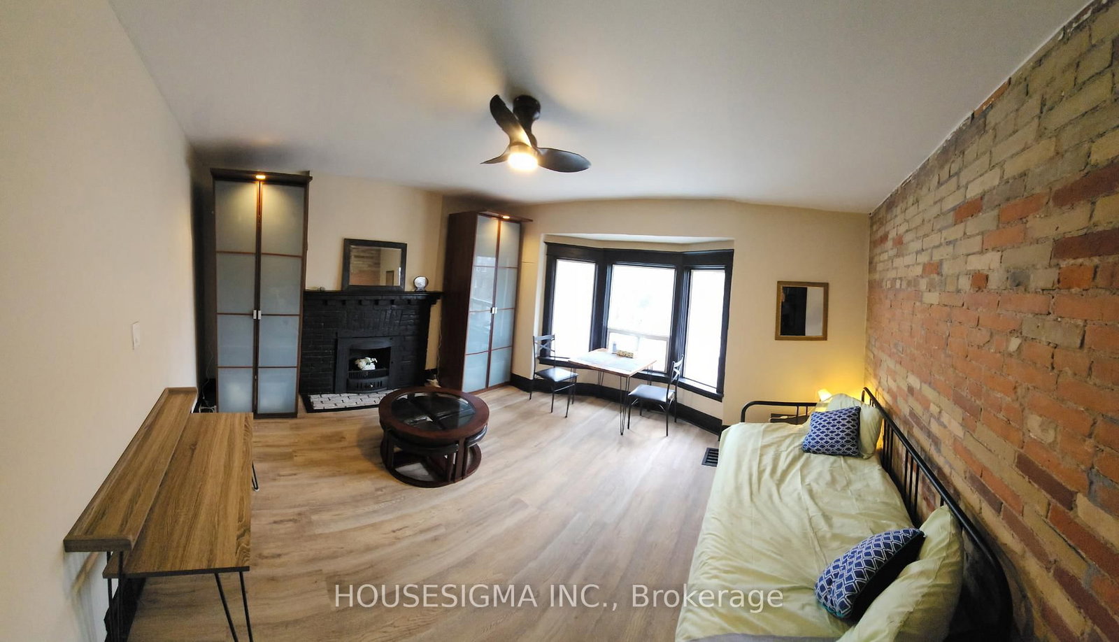 256 Woodbine Avenue • Toronto, ON photo 7
