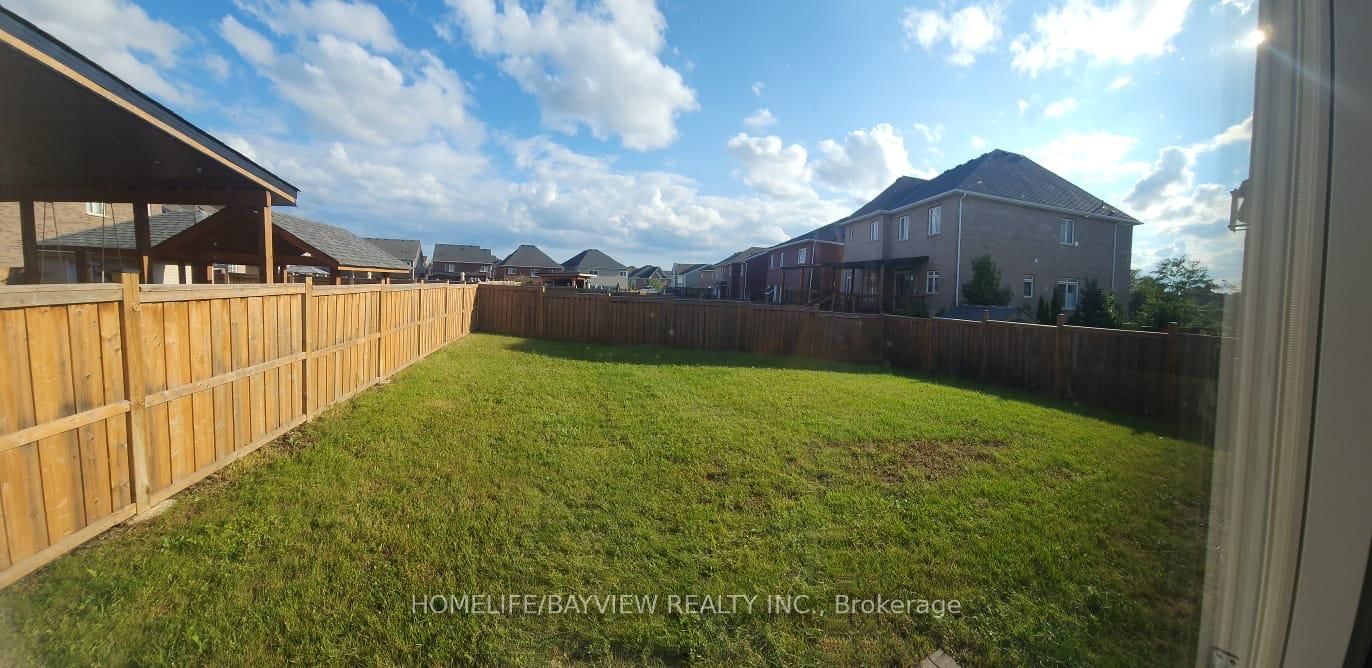 1088 Greenhill Avenue • Oshawa, ON photo 31