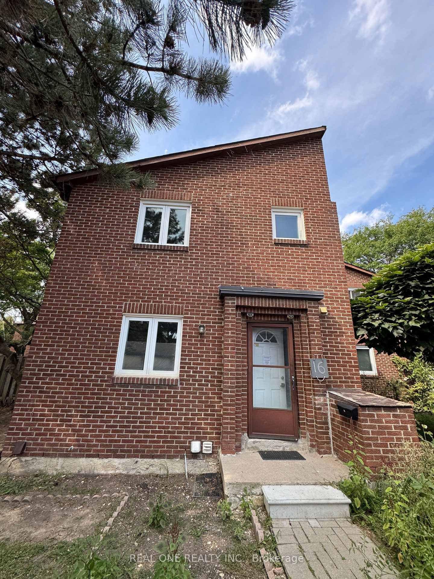 72 Dusay Place • #16 • Toronto, ON photo 1