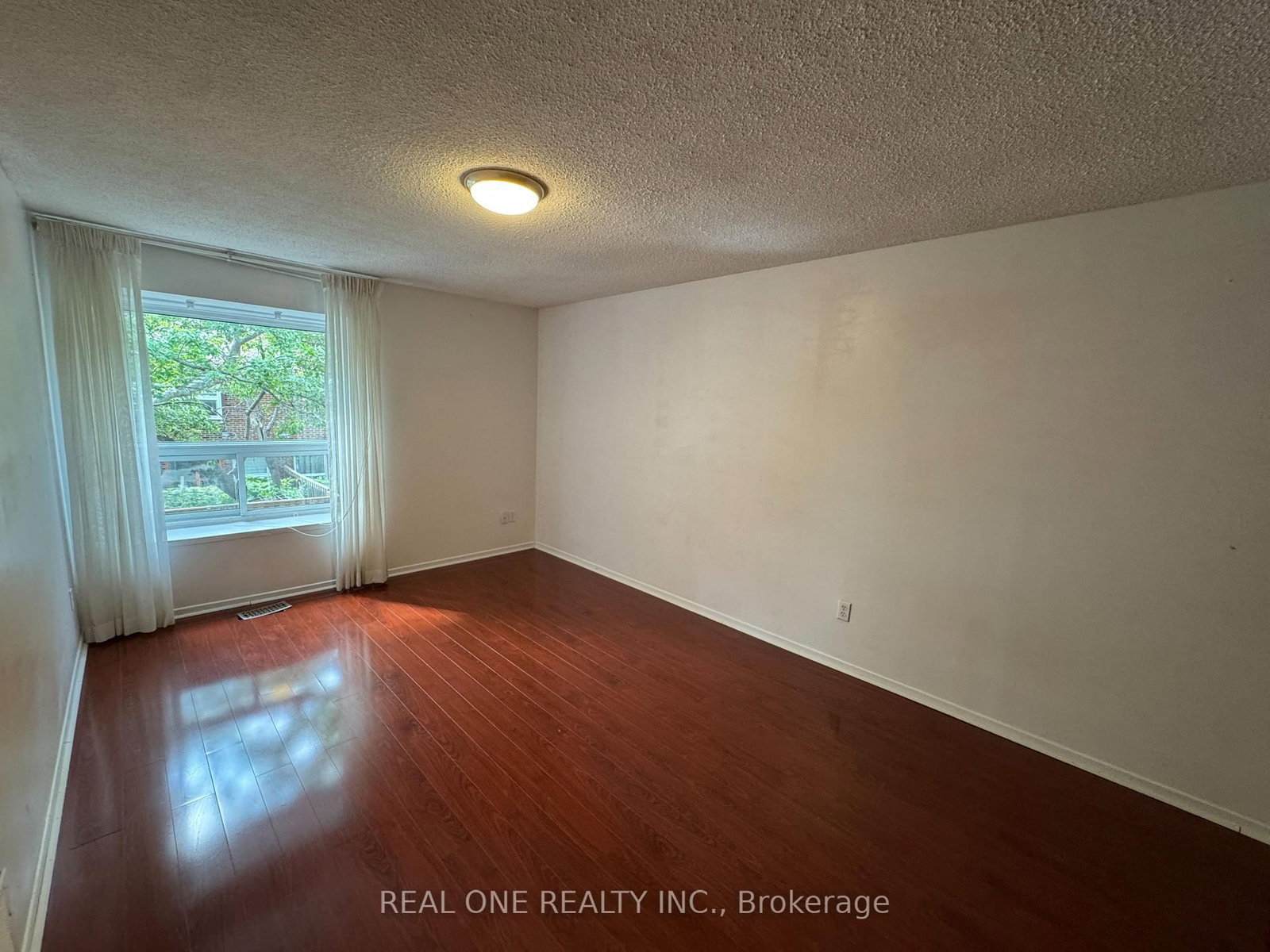 72 Dusay Place • #16 • Toronto, ON photo 13