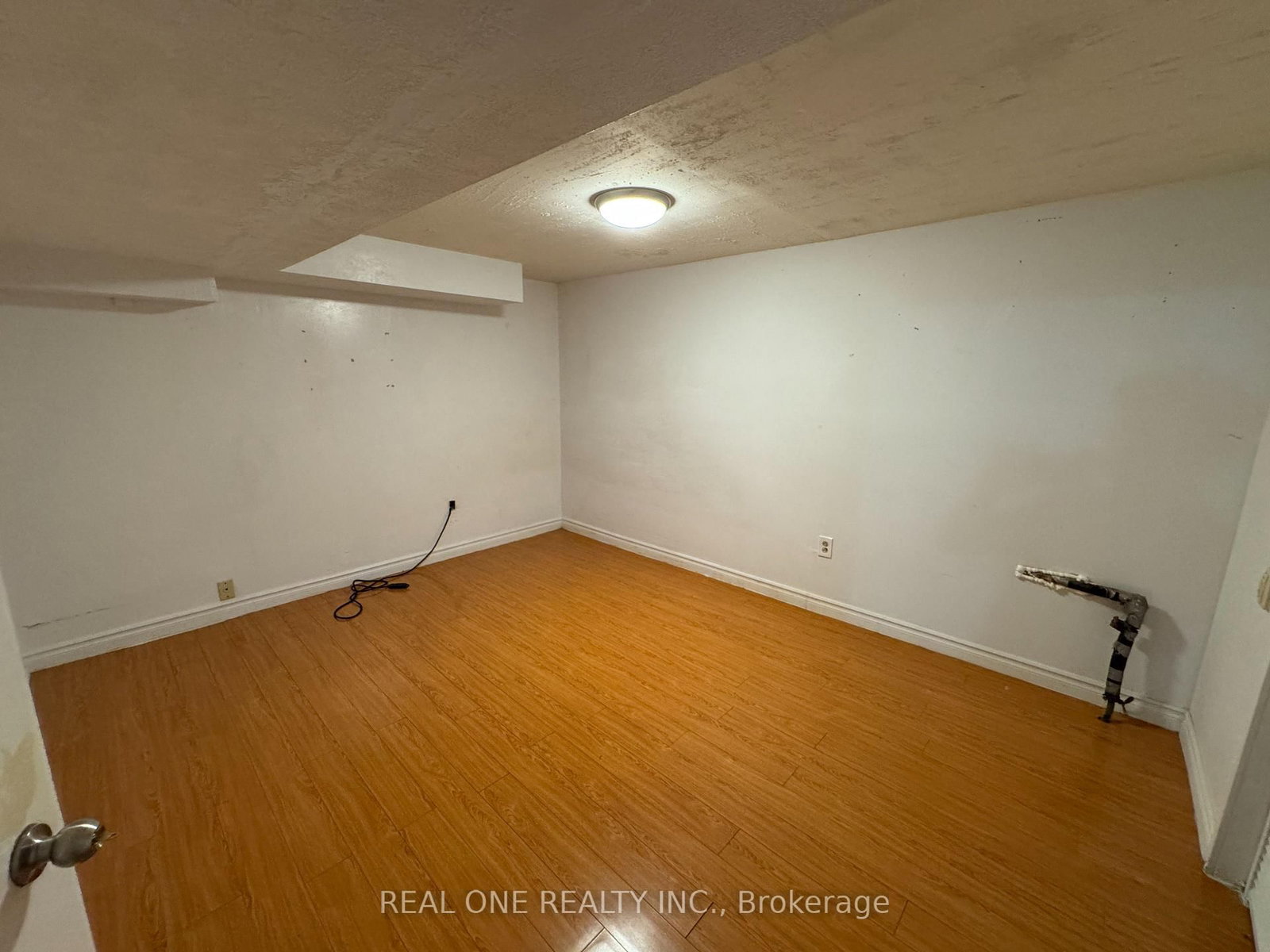72 Dusay Place • #16 • Toronto, ON photo 16