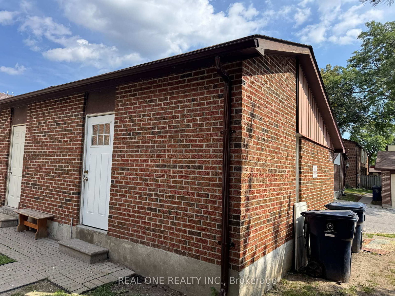72 Dusay Place • #16 • Toronto, ON photo 21