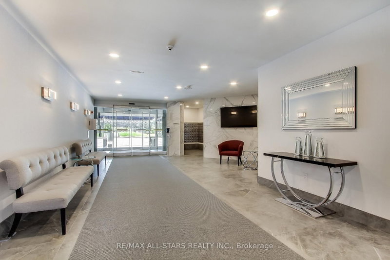 1203 - 255 Bamburgh Circle
