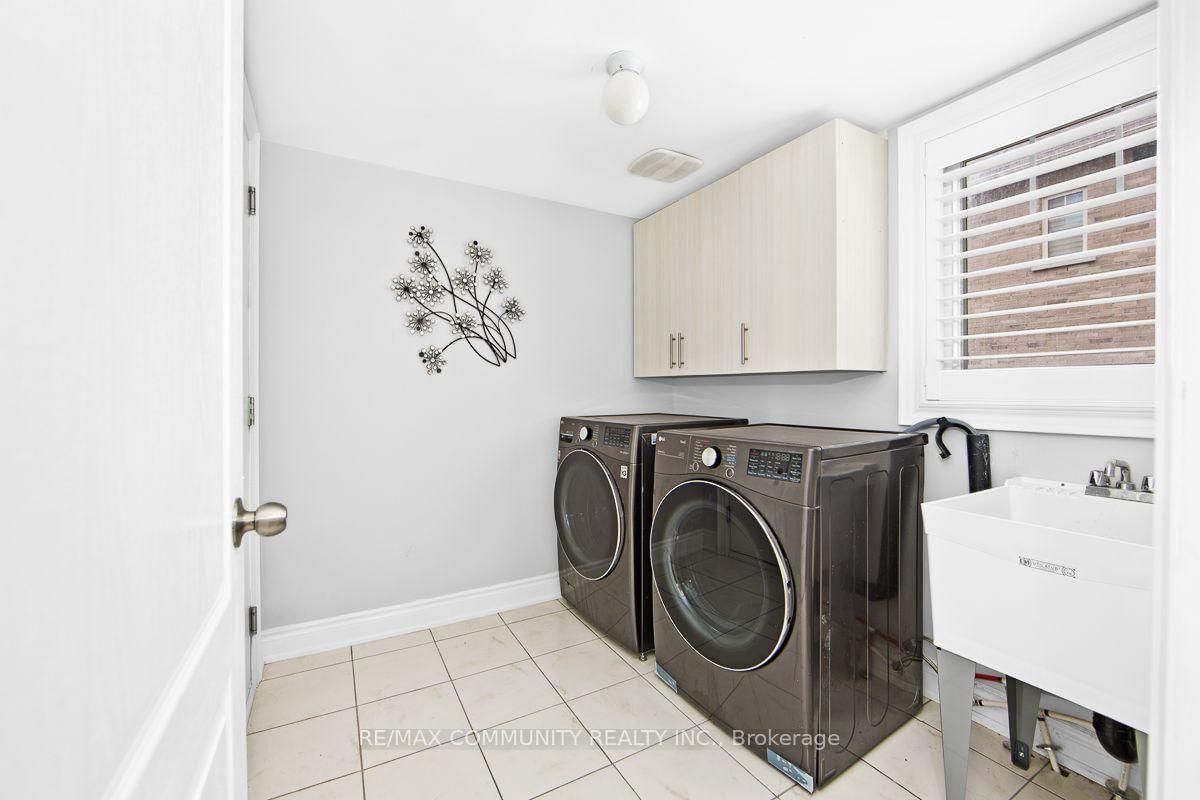 6435 Kingston Road • Toronto, ON photo 11
