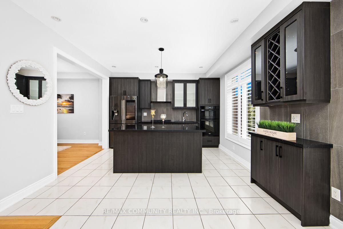 6435 Kingston Road • Toronto, ON photo 18
