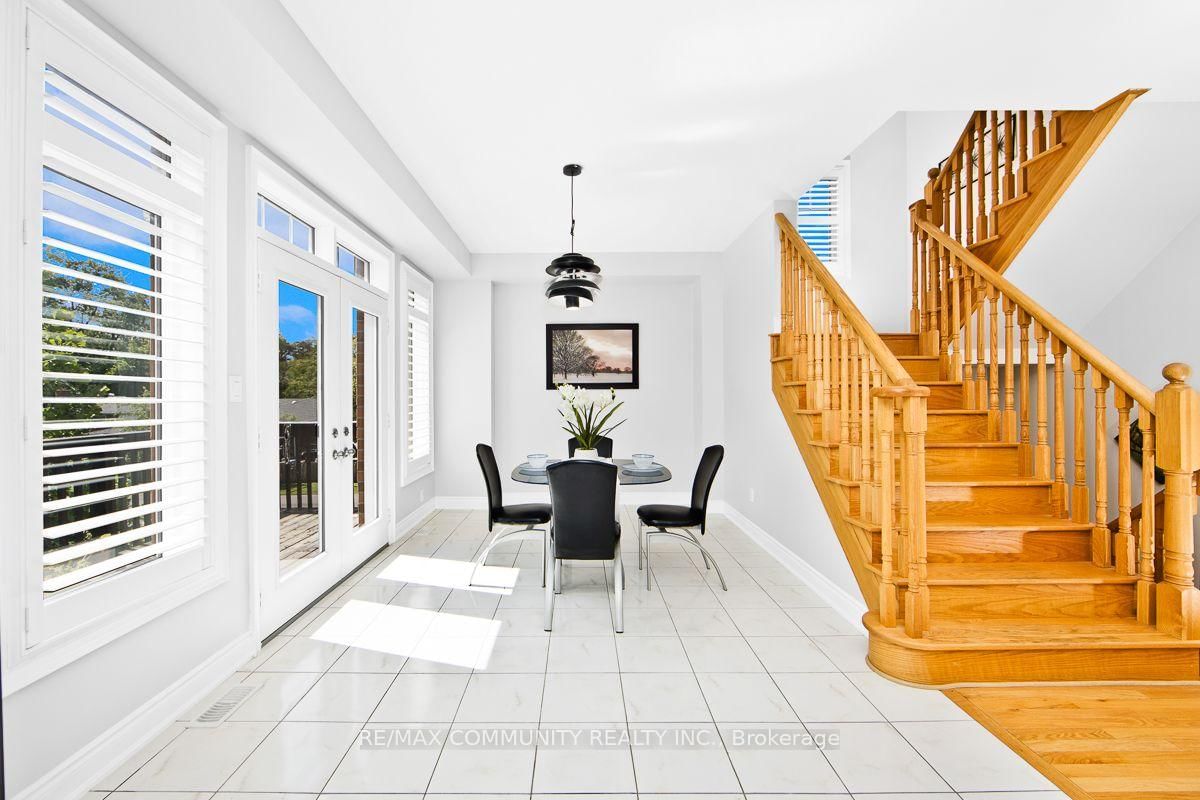 6435 Kingston Road • Toronto, ON photo 20