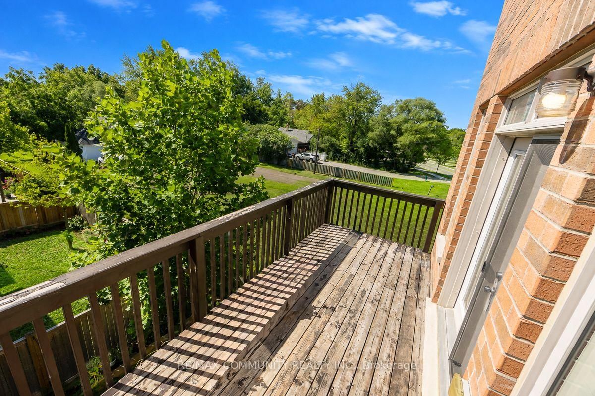 6435 Kingston Road • Toronto, ON photo 22