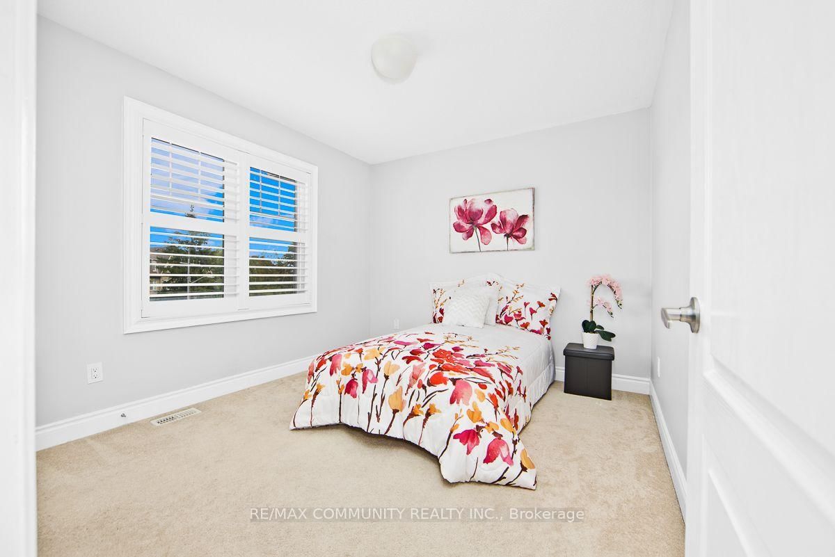 6435 Kingston Road • Toronto, ON photo 28