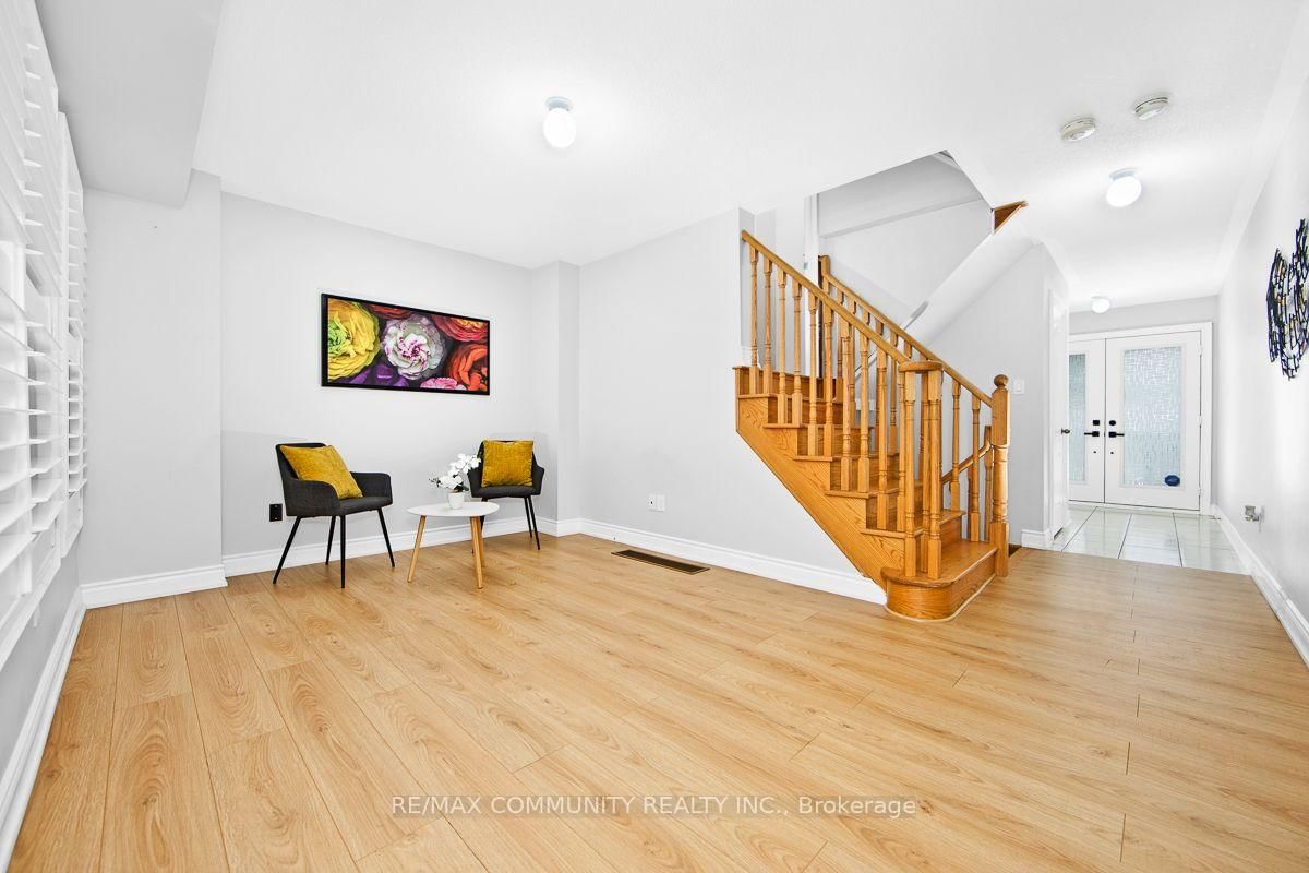 6435 Kingston Road • Toronto, ON photo 8