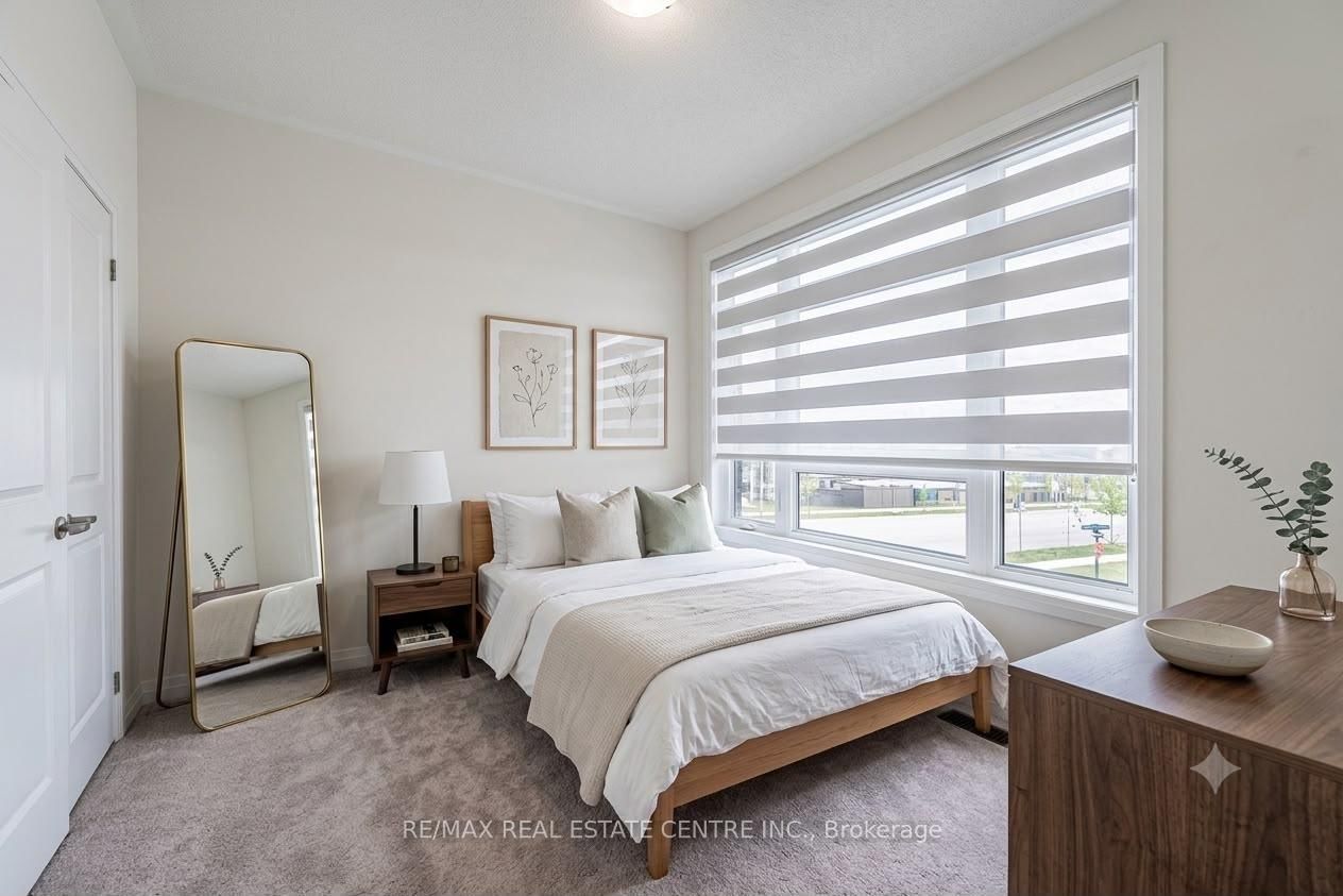 1062 Skyridge Boulevard • Pickering, ON photo 14