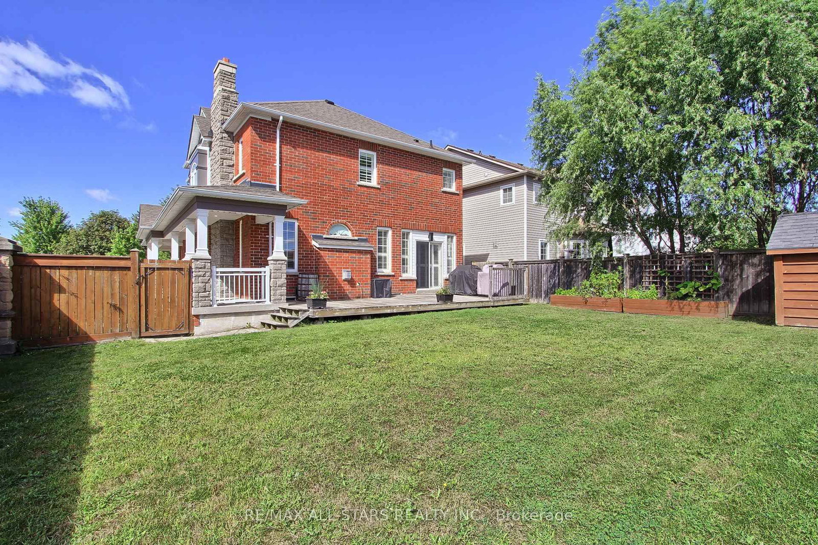 1 Hatch Street • Whitby, ON photo 31