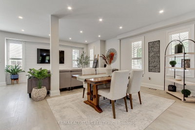 1 Hatch Street • Whitby, ON photo 8