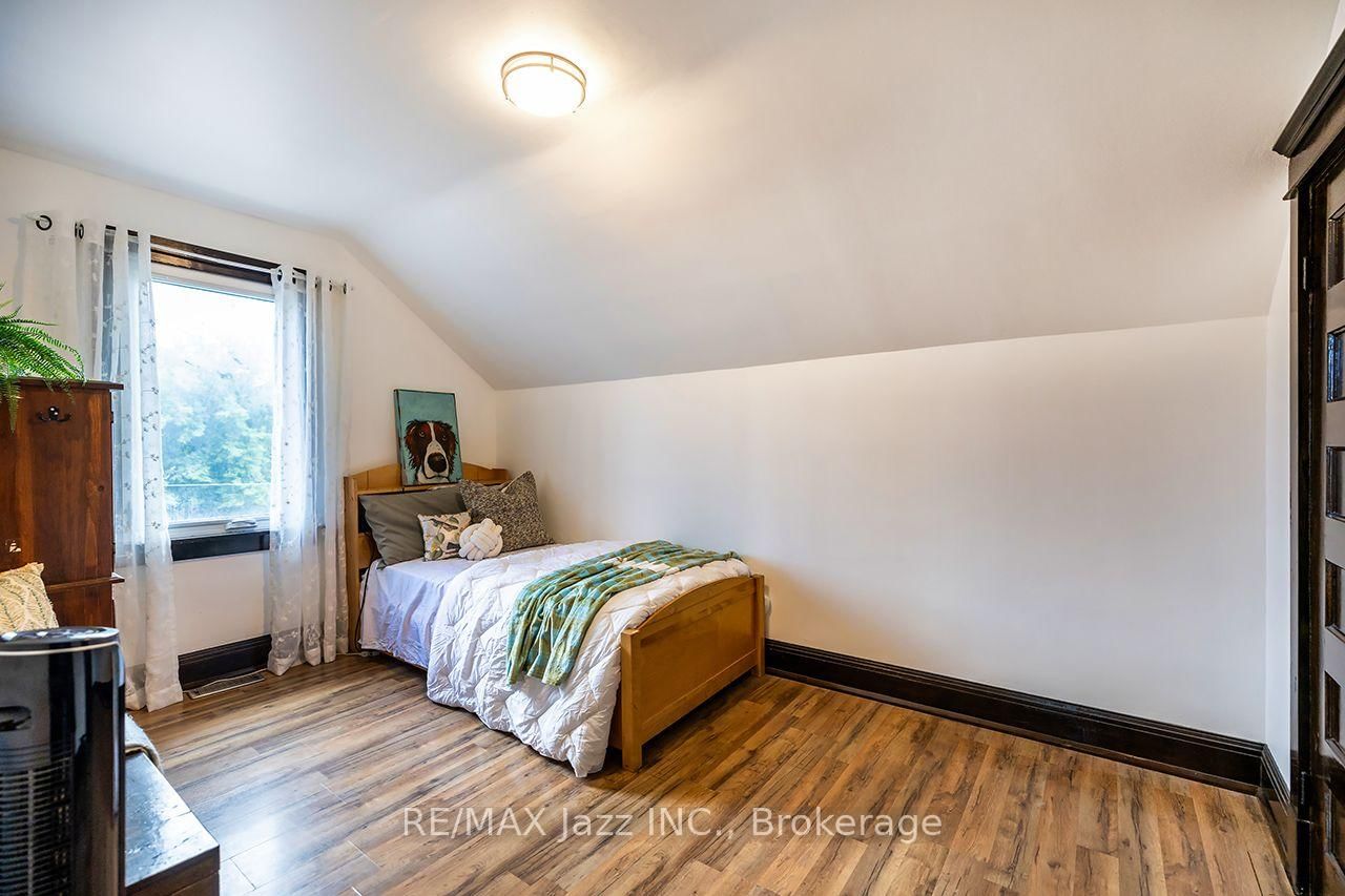 180 Olive Avenue • Oshawa, ON photo 13