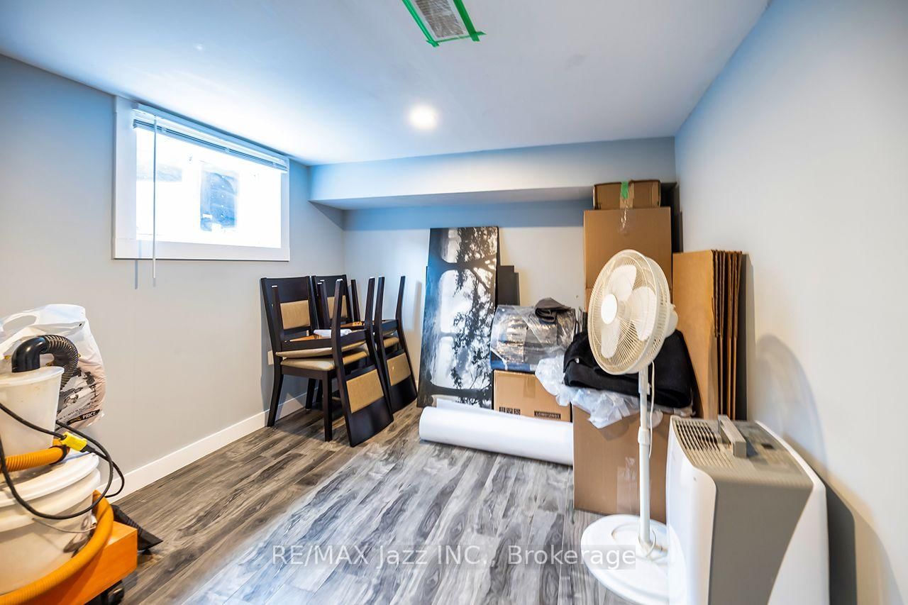 180 Olive Avenue • Oshawa, ON photo 18