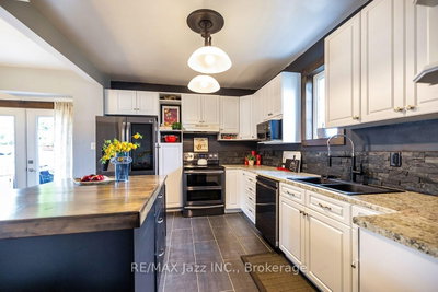 180 Olive Avenue • Oshawa, ON photo 6
