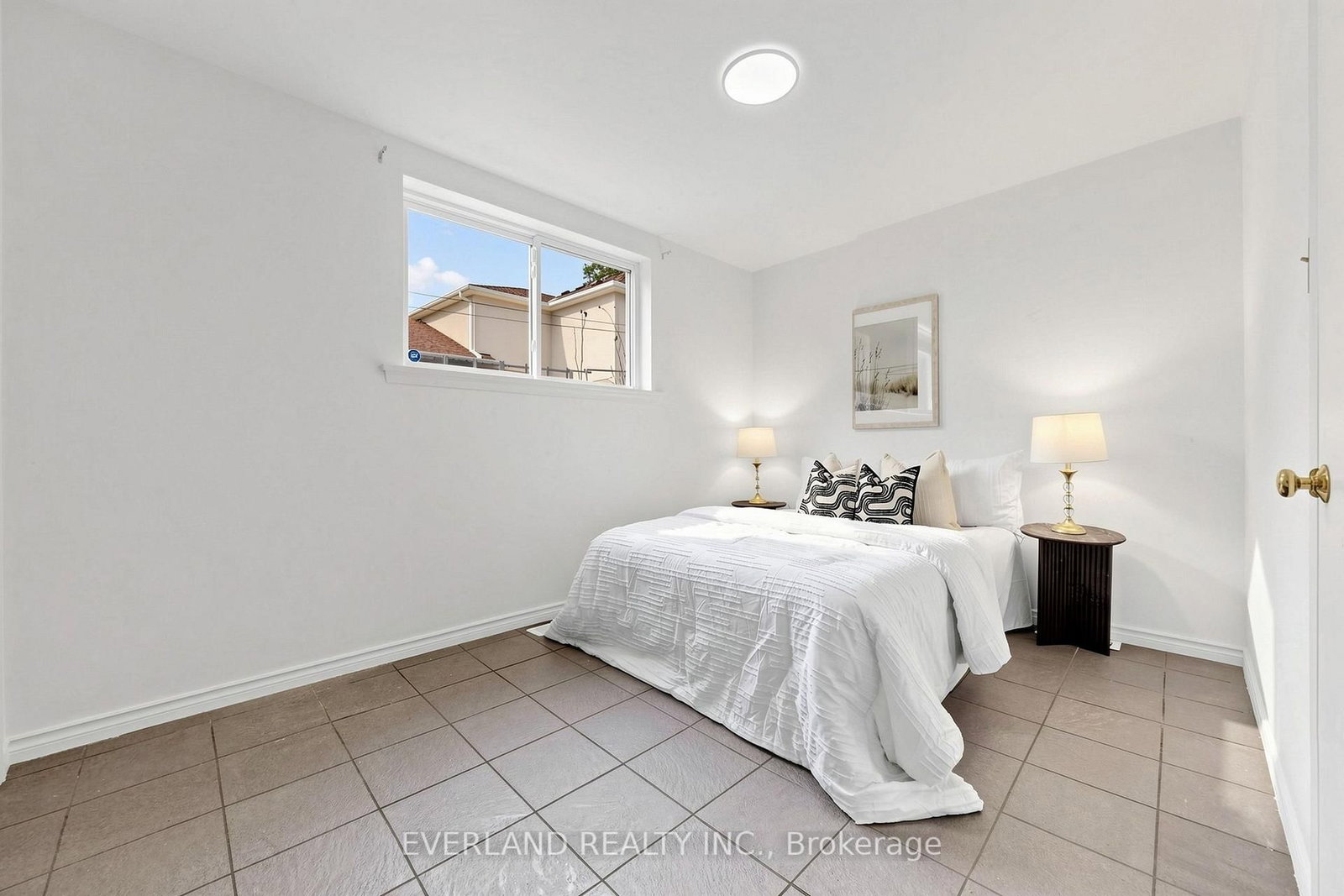 38 Six Nations Avenue • Toronto, ON photo 11