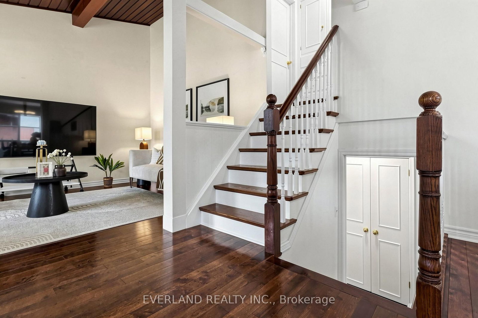 38 Six Nations Avenue • Toronto, ON photo 14