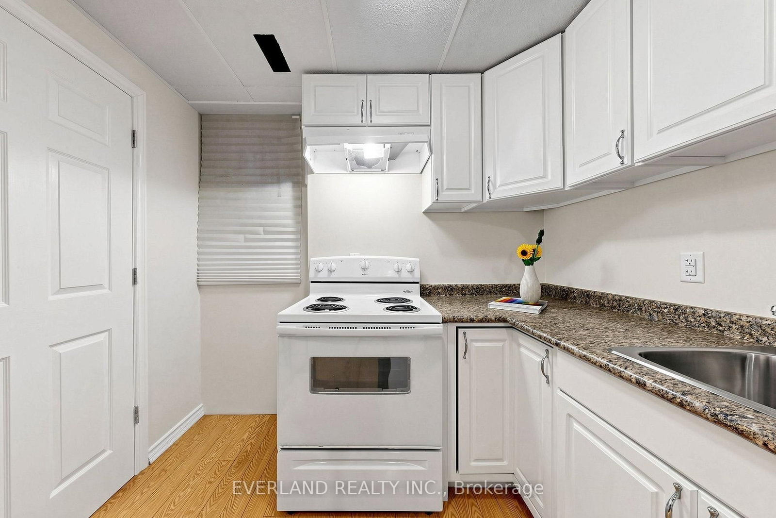 38 Six Nations Avenue • Toronto, ON photo 26
