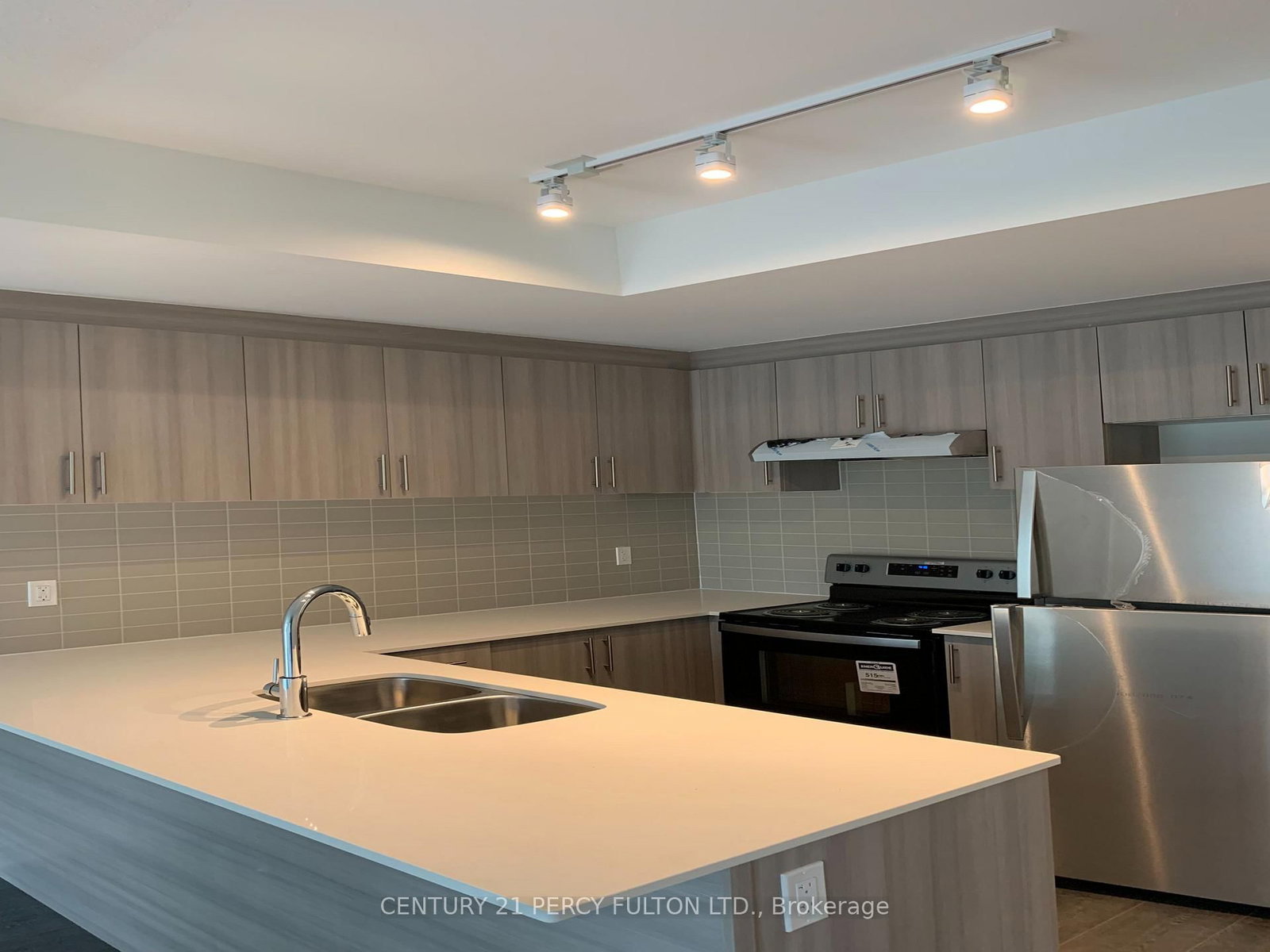 9B Falaise Road • Toronto, ON photo 9