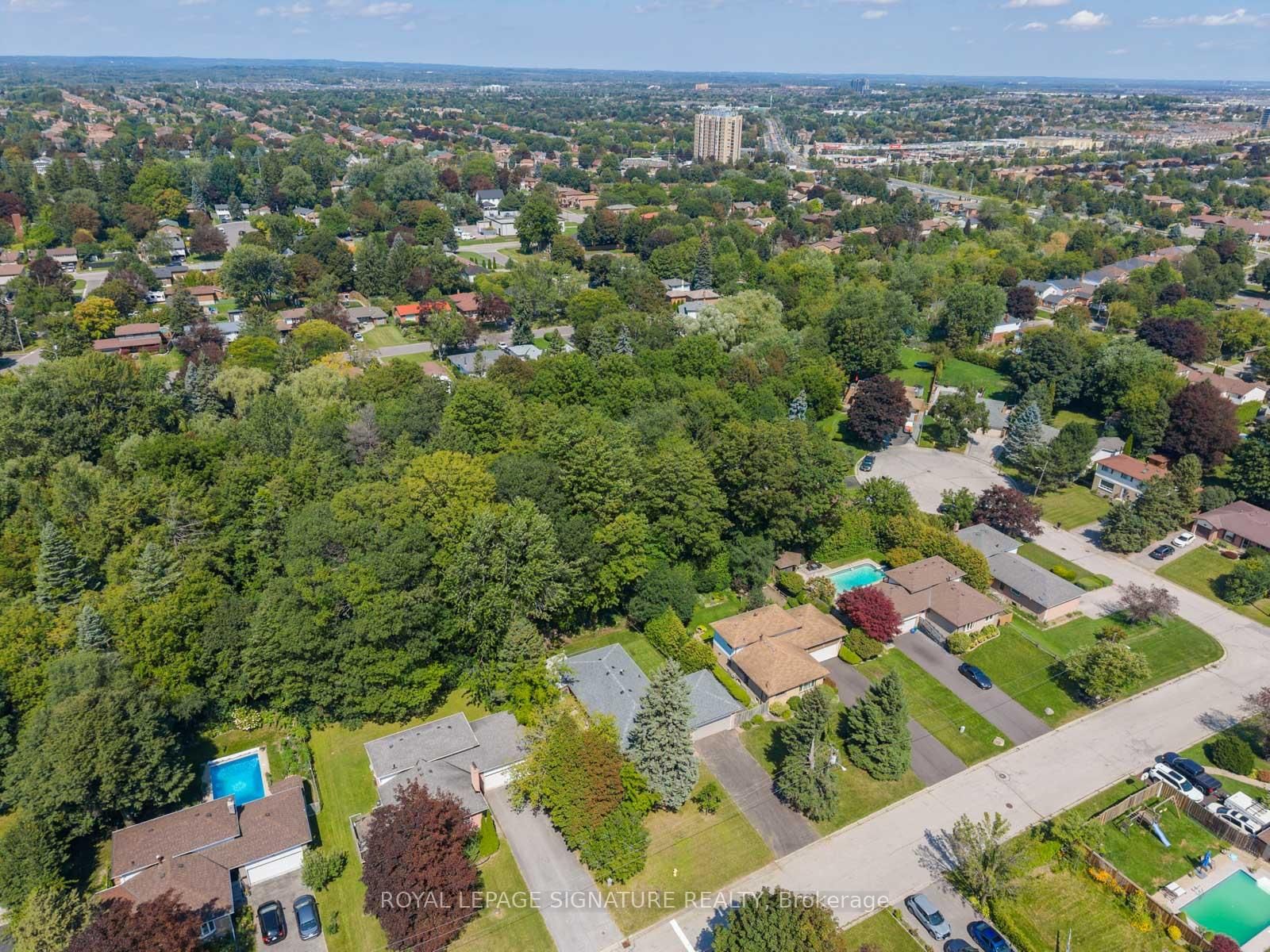 22 Carwin Crescent • Ajax, ON photo 48