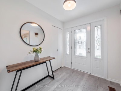 22 Carwin Crescent • Ajax, ON photo 5