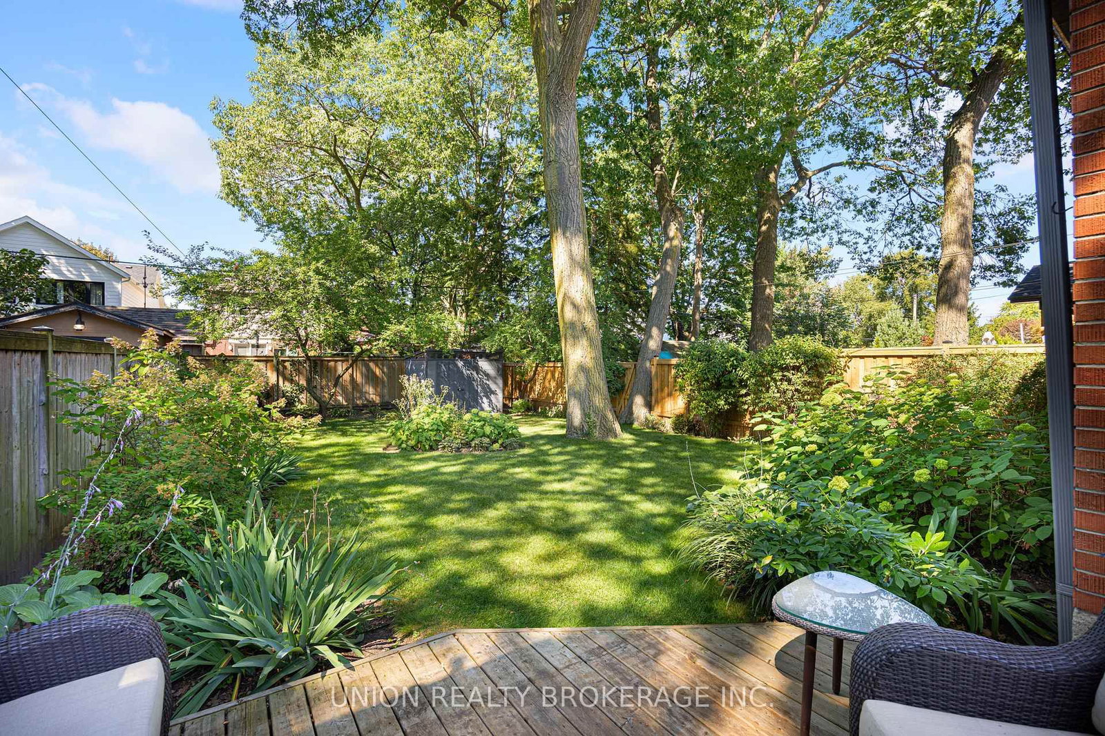 8 Woodland Park Road • Toronto, ON photo 37