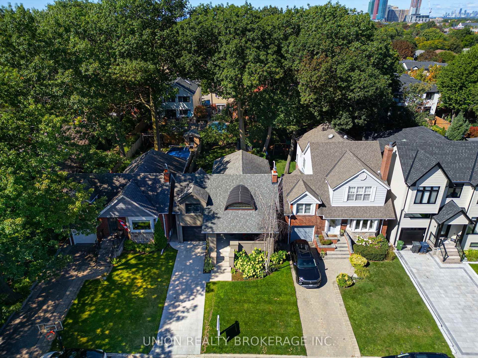 8 Woodland Park Road • Toronto, ON photo 40
