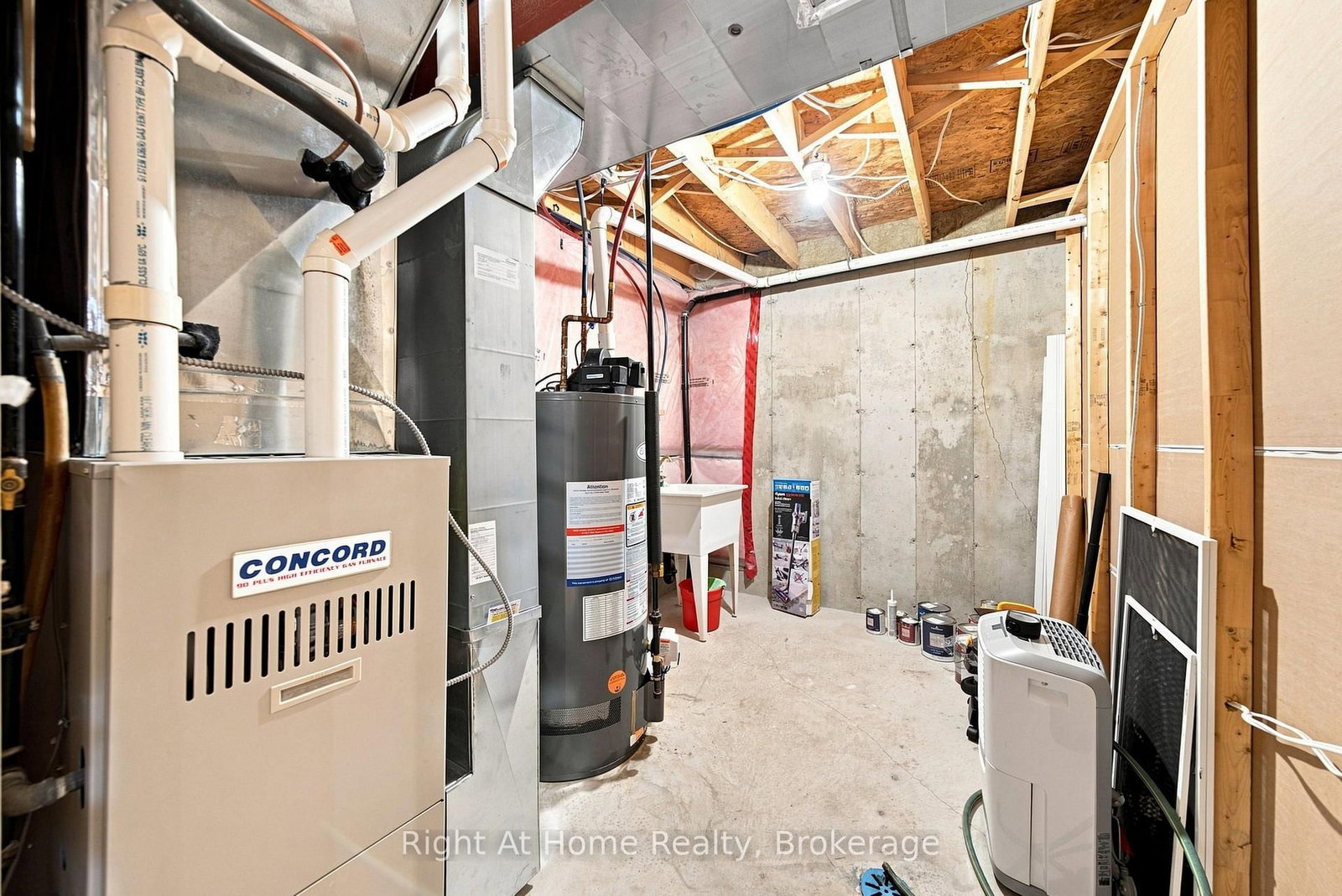 460 Woodmount Drive • #46 • Oshawa, ON photo 28