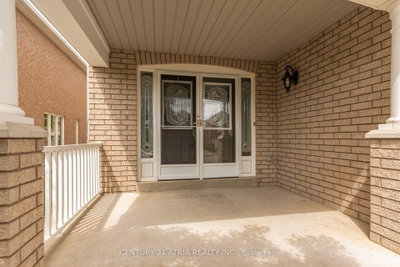 14 Robert Attersley Drive W • Whitby, ON photo 2