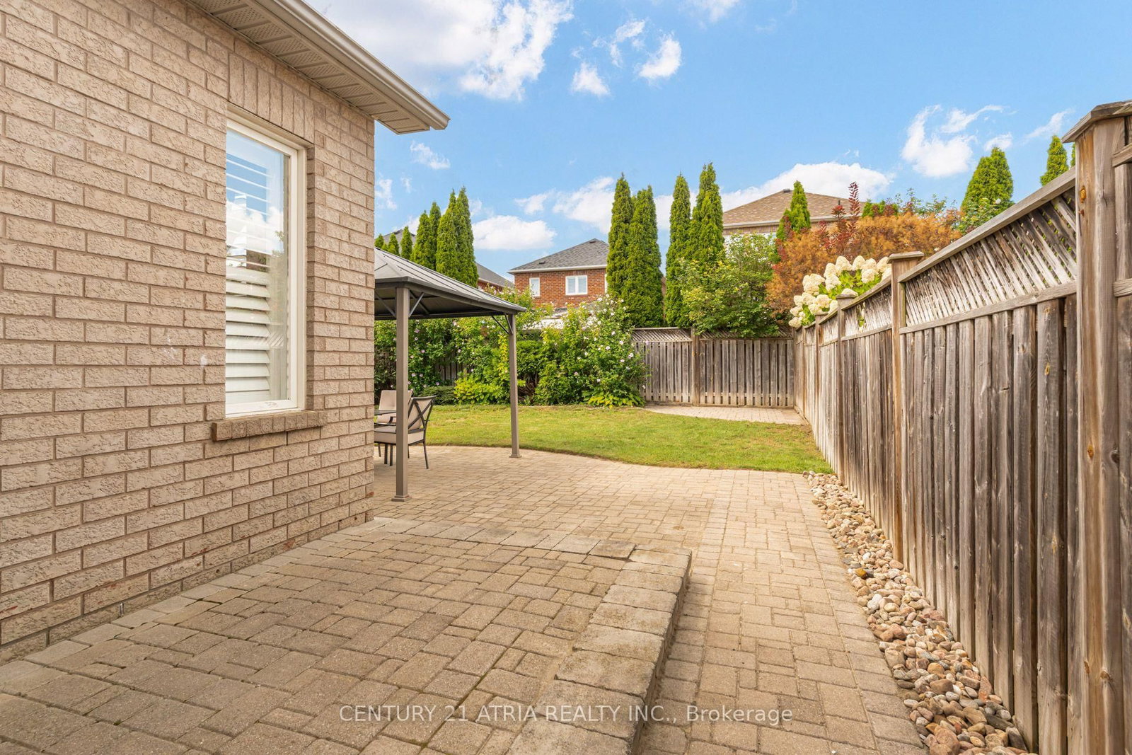 14 Robert Attersley Drive W • Whitby, ON photo 37