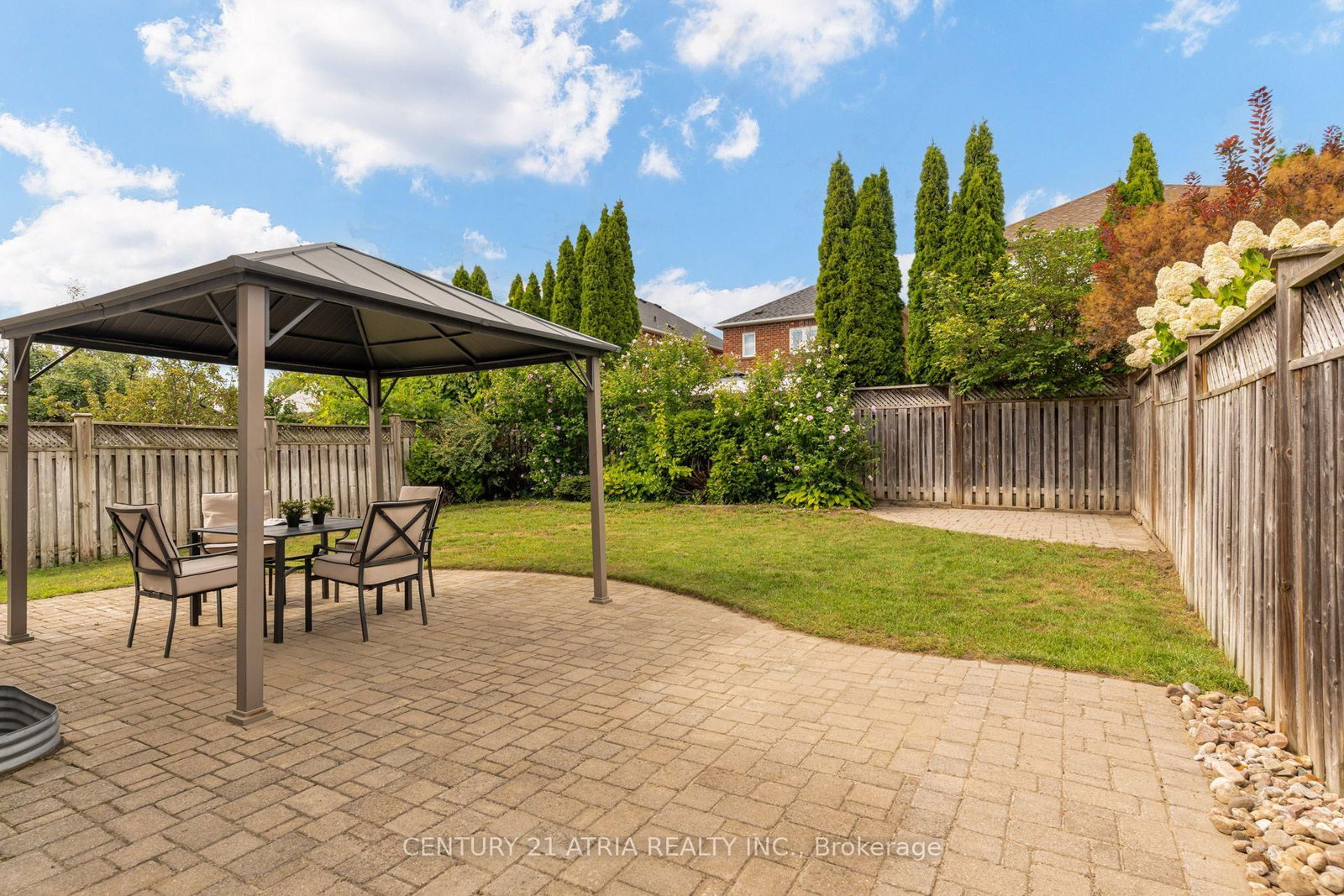 14 Robert Attersley Drive W • Whitby, ON photo 38