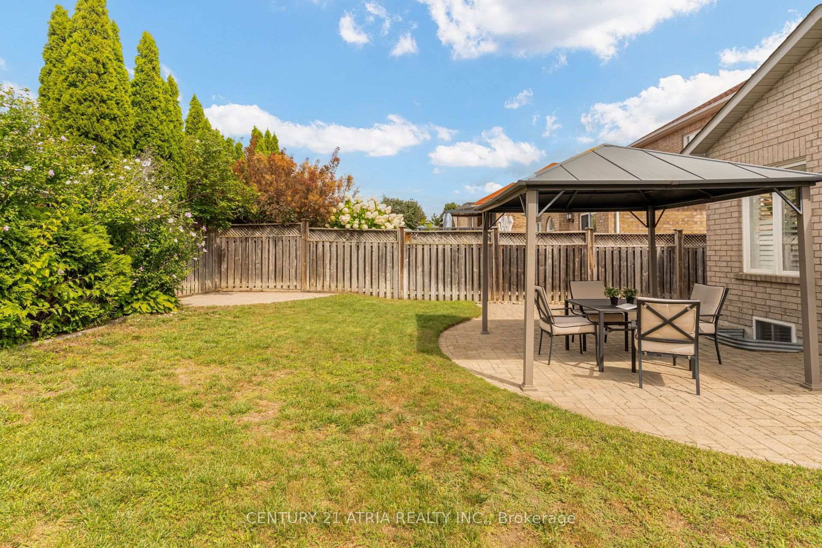 14 Robert Attersley Drive W • Whitby, ON photo 39